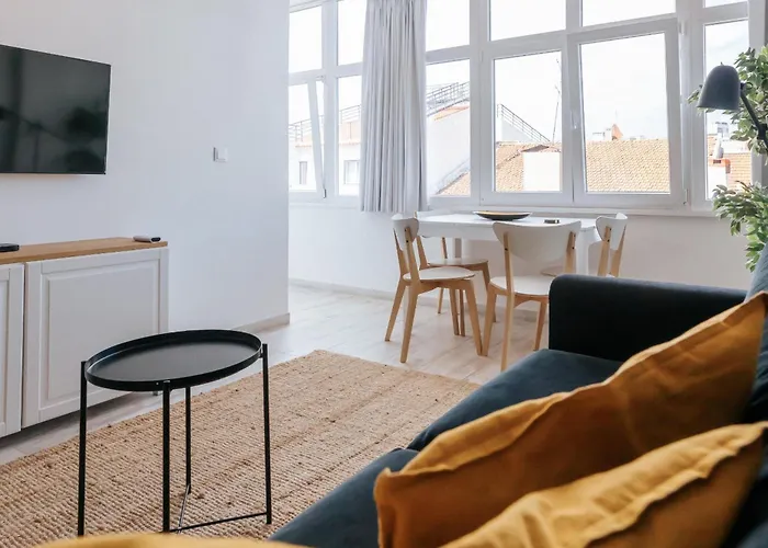 Almirante Reis Flat D Apartmán