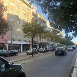 Almirante Reis Flat D * ליסבון